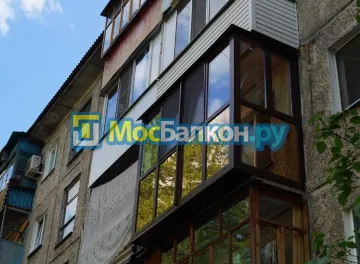 Отделка балкона и лоджии пластиковыми ПВХ панелями в Щёлково от компании МосБалкон