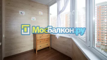 Отделка балкона и лоджии пластиковыми ПВХ панелями в Щёлково от компании МосБалкон