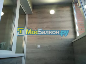 Отделка балкона и лоджии пластиковыми ПВХ панелями в Щёлково от компании МосБалкон