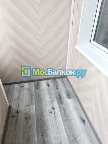 Отделка балкона и лоджии пластиковыми ПВХ панелями в Щёлково от компании МосБалкон