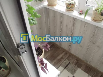 Отделка балкона и лоджии пластиковыми ПВХ панелями в Щёлково от компании МосБалкон