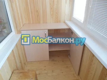 Отделка балконов деревянной вагонкой в Москве