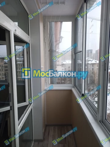 Отделка балкона и лоджии пластиковыми ПВХ панелями в Щёлково от компании МосБалкон