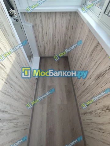 Отделка балкона и лоджии пластиковыми ПВХ панелями в Щёлково от компании МосБалкон