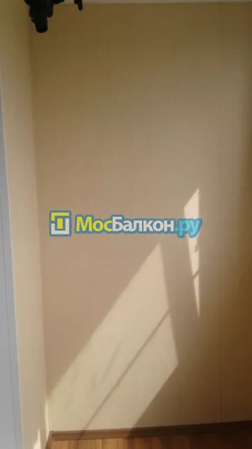 Отделка балкона и лоджии пластиковыми ПВХ панелями в Щёлково от компании МосБалкон