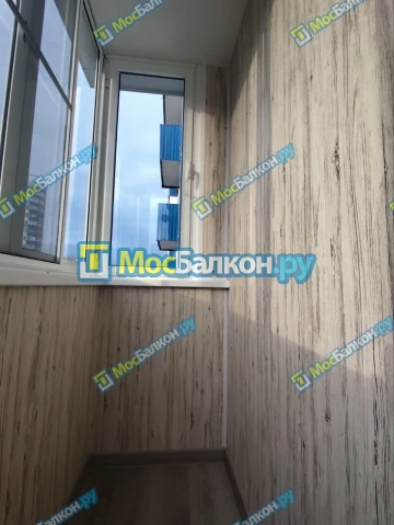 Отделка балкона и лоджии пластиковыми ПВХ панелями в Щёлково от компании МосБалкон
